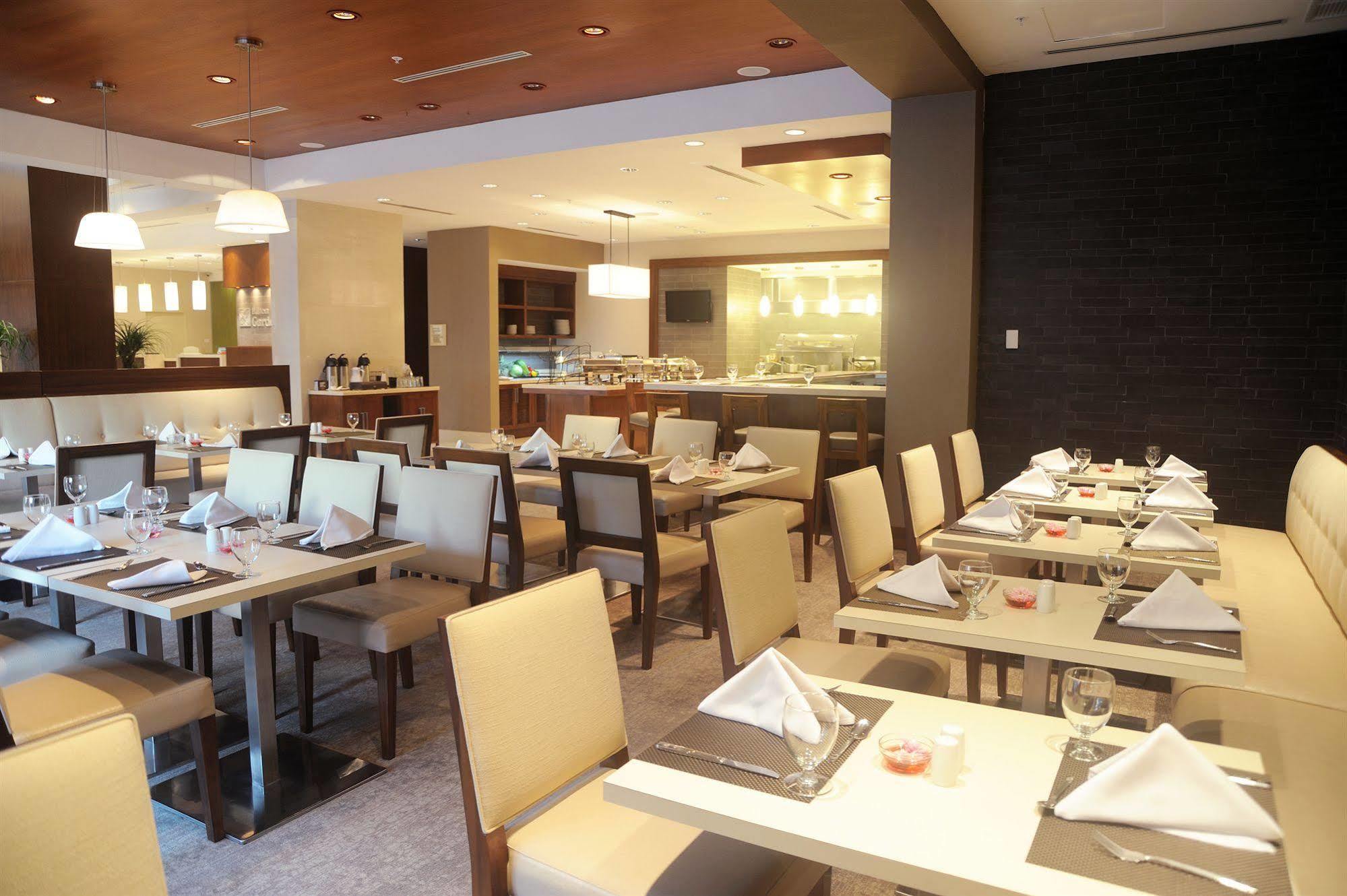Hilton Garden Inn Panama City Downtown, Panama ภายนอก รูปภาพ